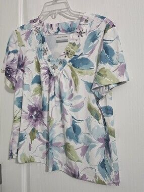 Alfred Dunner White Floral V-Neck Top with Jewel Accents Size Medium